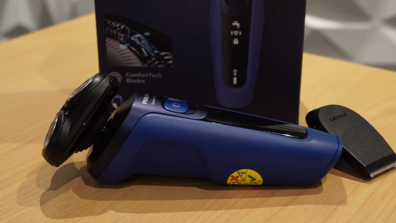 Rasoio Philips Series 5000 - 7